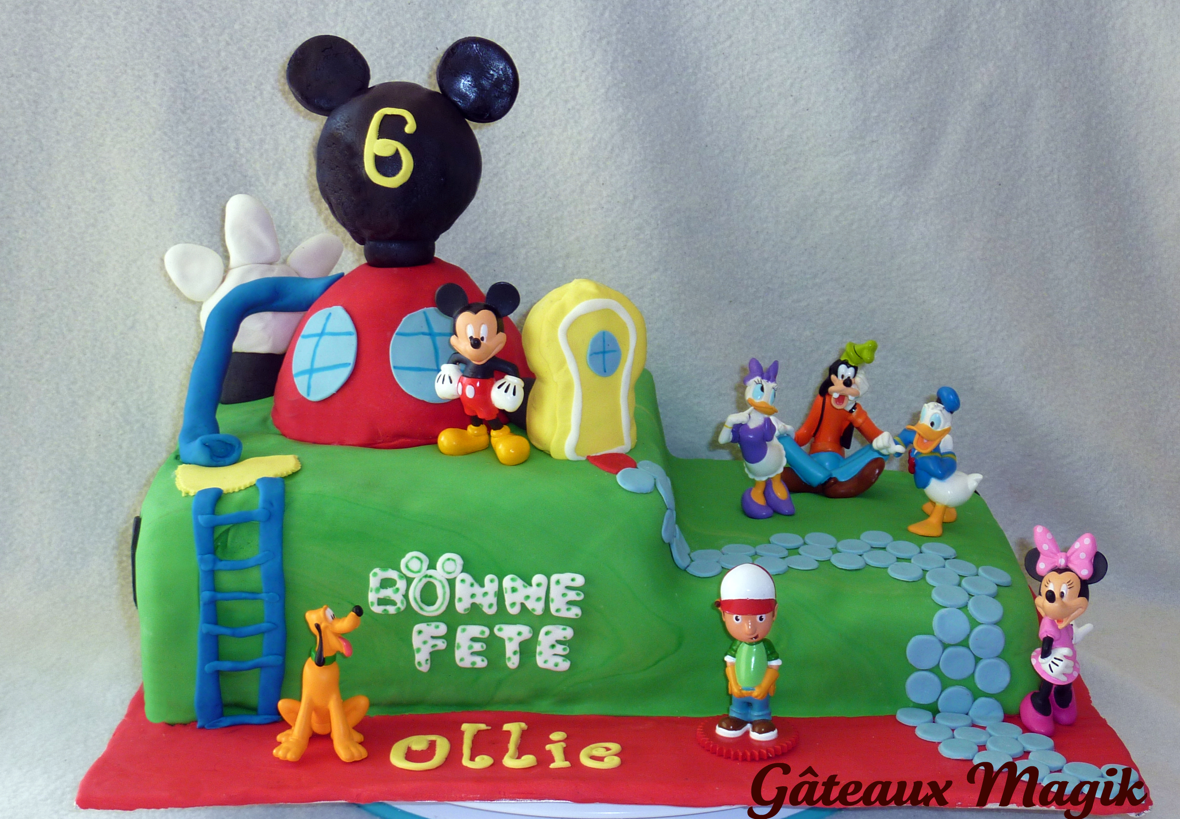 figurine a gateau Mickey/Minnie Mouse..et taille du gateau  Mamans et futures